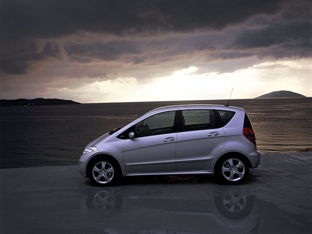 mercedes-benz a200 pic #11886