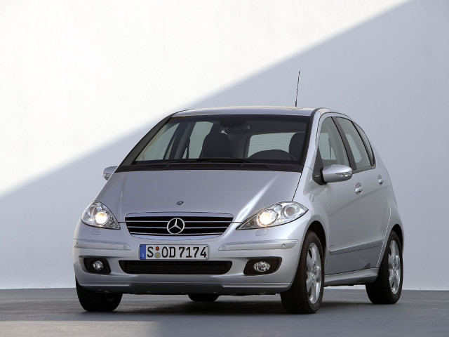 mercedes-benz a200 pic #11895