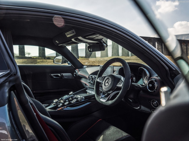 mercedes-benz amg gt s uk-version pic #140981