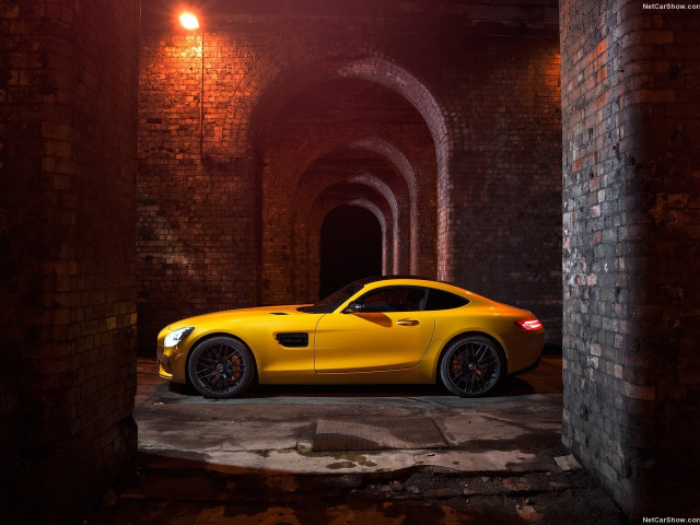 mercedes-benz amg gt s uk-version pic #141023