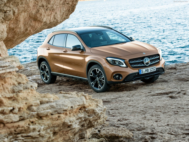 mercedes-benz gla-class pic #186030