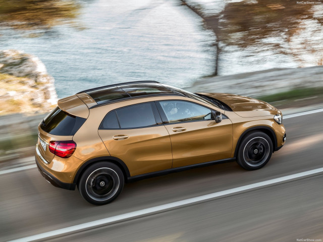 mercedes-benz gla-class pic #186037