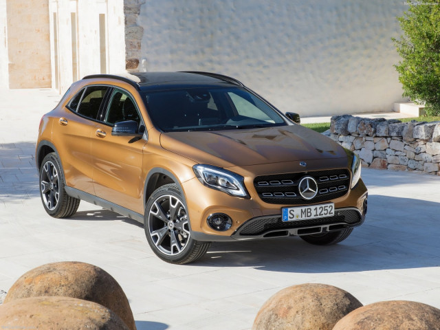 mercedes-benz gla-class pic #186041