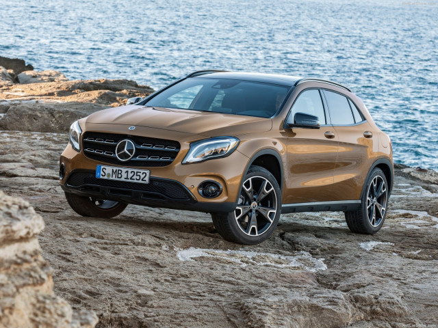 mercedes-benz gla-class pic #186043