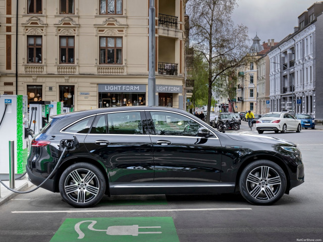 mercedes-benz eqc pic #195141