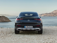 mercedes-benz glc coupe pic #203410