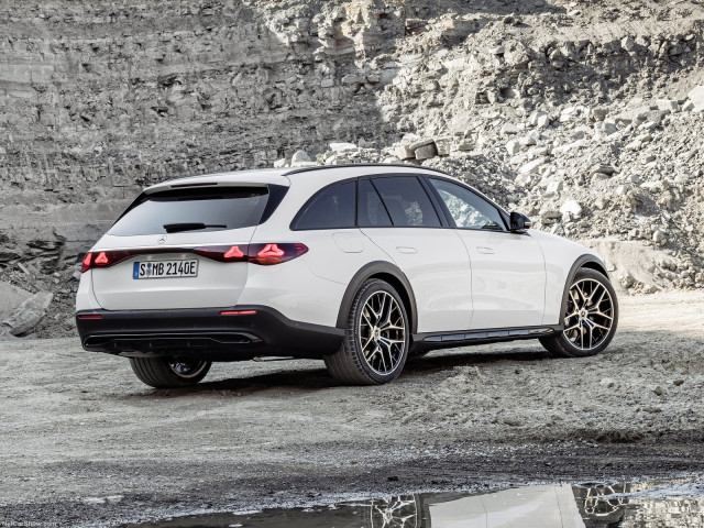 mercedes-benz e-class all-terrain pic #204153