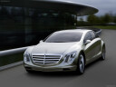 Mercedes-Benz F700