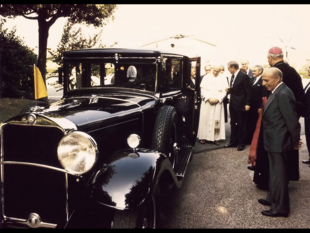 mercedes-benz nurburg 460 popemobile pic #53855