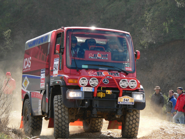 mercedes-benz unimog dakar pic #60665