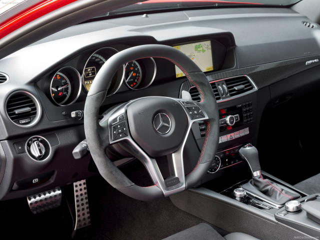 mercedes-benz c63 amg coupe pic #82697