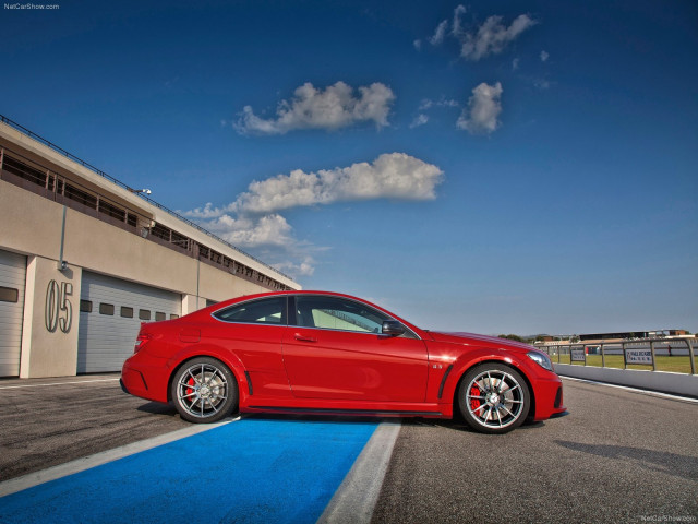 mercedes-benz c63 amg coupe pic #82702