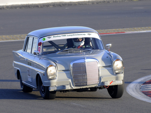 mercedes-benz 220 se racer car pic #91814