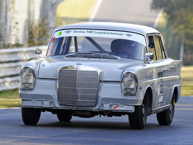 mercedes-benz 220 se racer car pic #91815