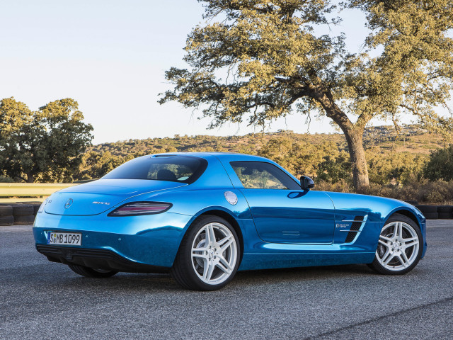 mercedes-benz sls amg pic #96018