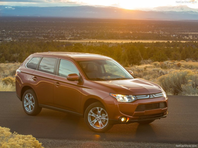 mitsubishi outlander pic #100110