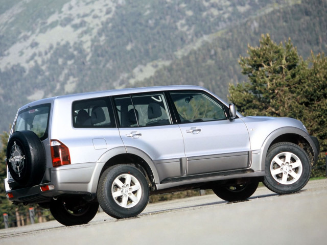 mitsubishi montero gls 5-door pic #15890