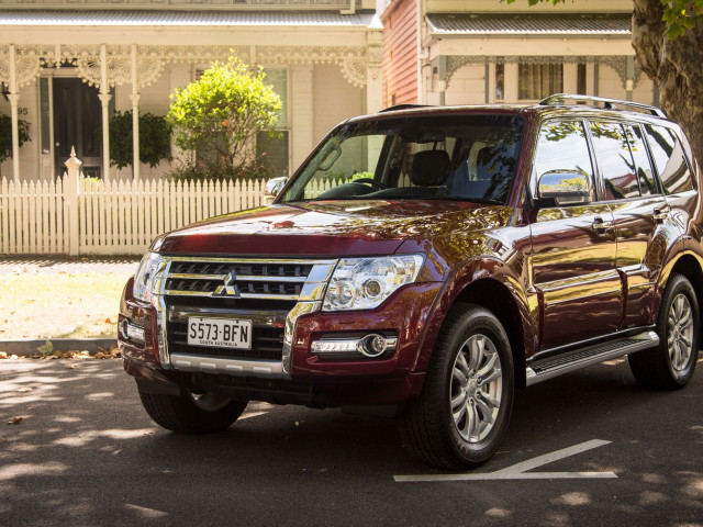 mitsubishi pajero pic #165038