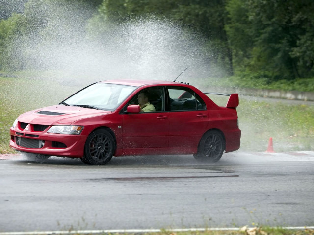 mitsubishi lancer evolution viii pic #16558