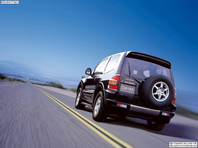 mitsubishi pajero pic #2247