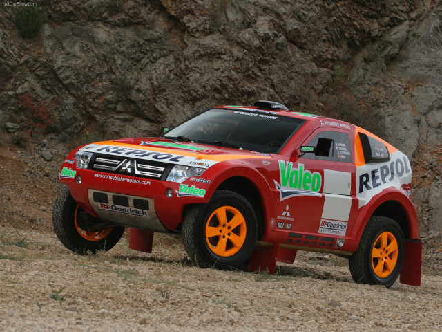 mitsubishi pajero evolution pic #38788