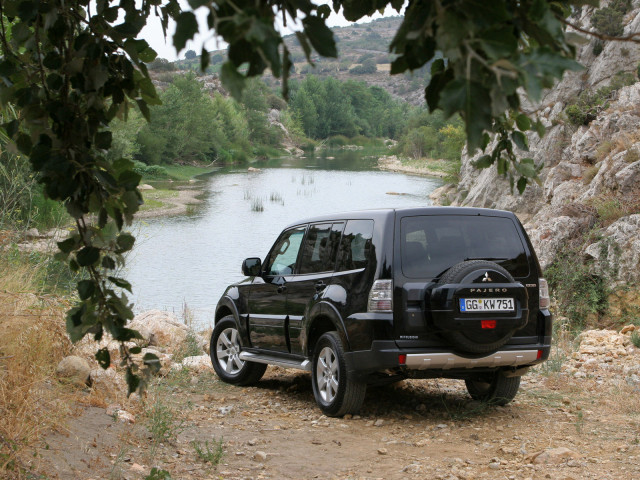 mitsubishi pajero pic #50580