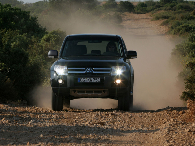 mitsubishi pajero pic #50582