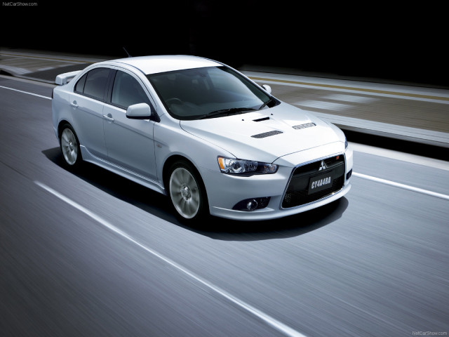 mitsubishi gallant fortis ralliart pic #56449