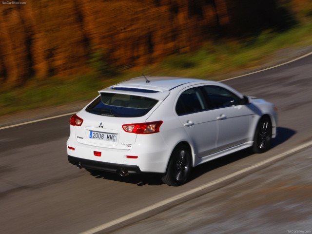 mitsubishi lancer sportback ralliart pic #58414