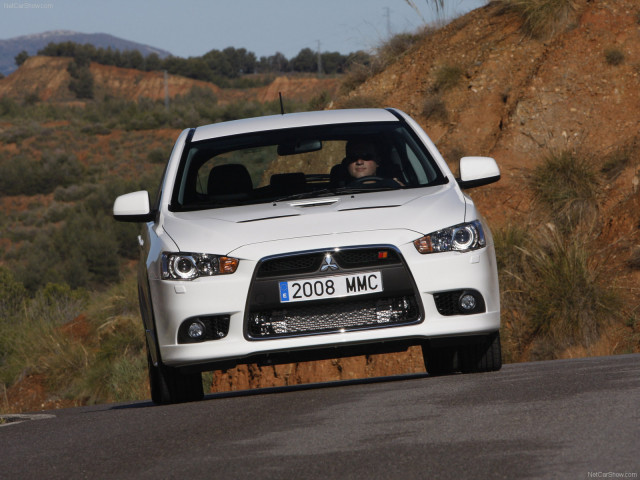 mitsubishi lancer sportback ralliart pic #58417