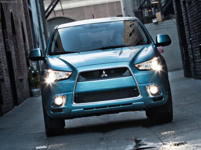 mitsubishi cuv pic #72945