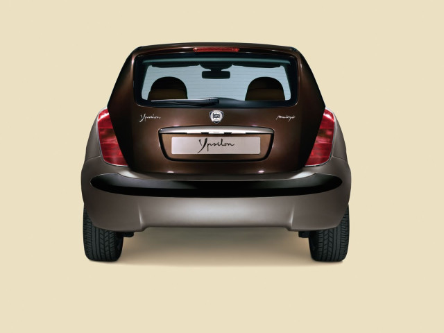 lancia ypsilon pic #13669