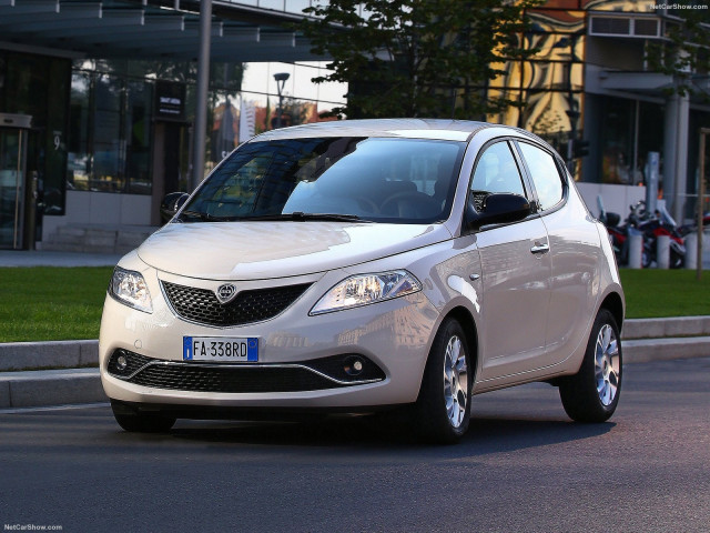 lancia ypsilon pic #156671