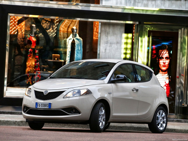 lancia ypsilon pic #156677