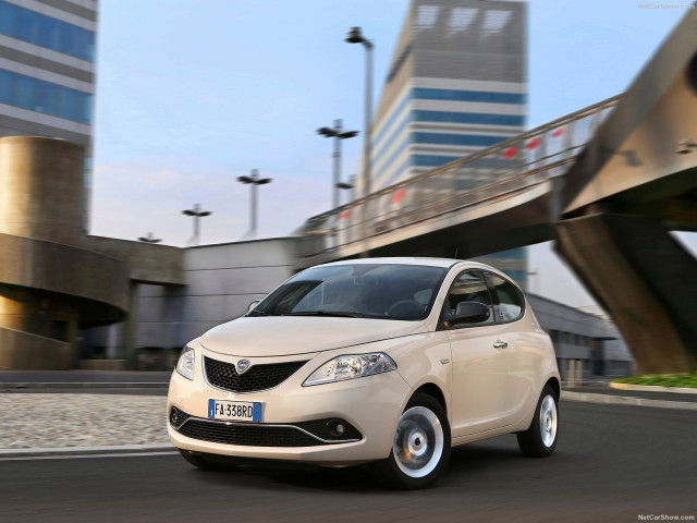 lancia ypsilon pic #156678