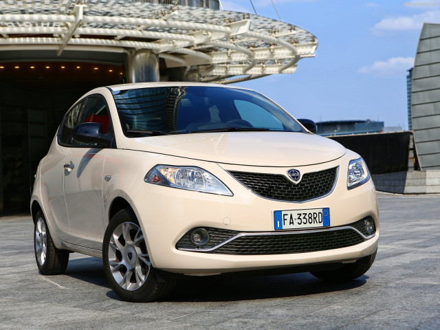 lancia ypsilon pic #156683