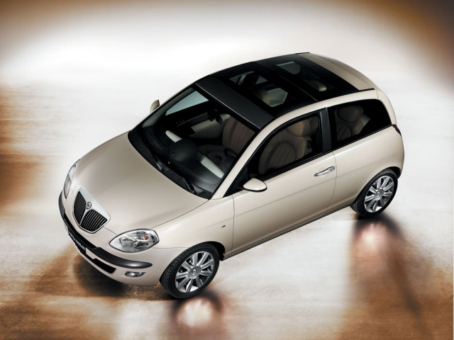 lancia ypsilon pic #1695