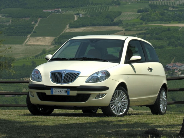 lancia ypsilon pic #1699