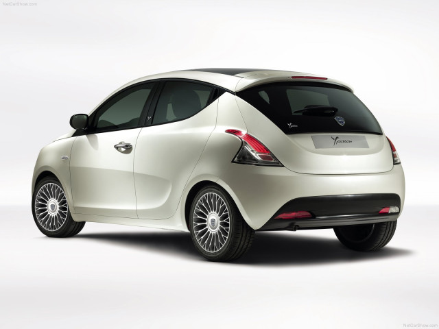 lancia ypsilon pic #78999