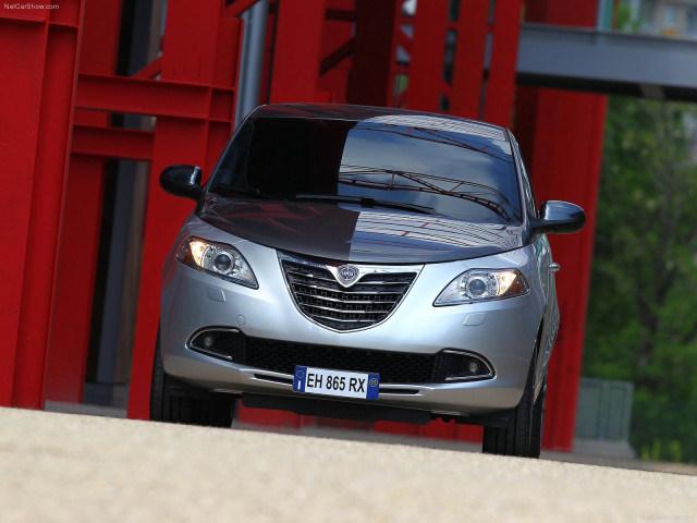 lancia ypsilon pic #80889