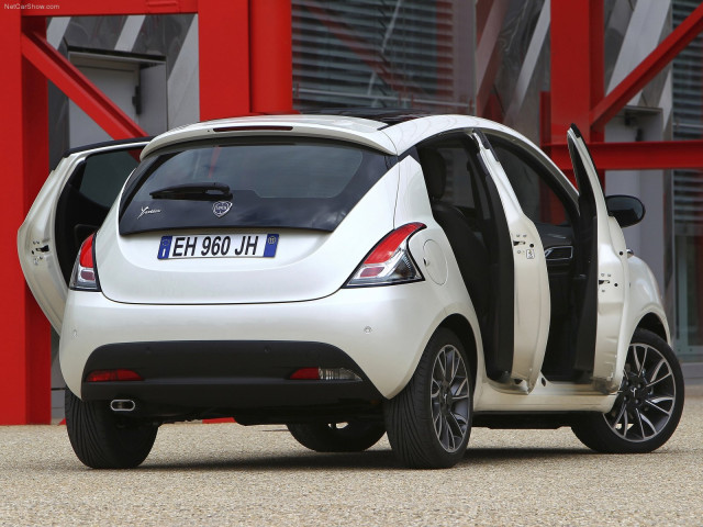 lancia ypsilon pic #80892