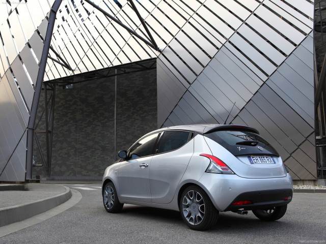 lancia ypsilon pic #80894