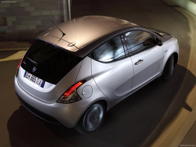 lancia ypsilon pic #80898