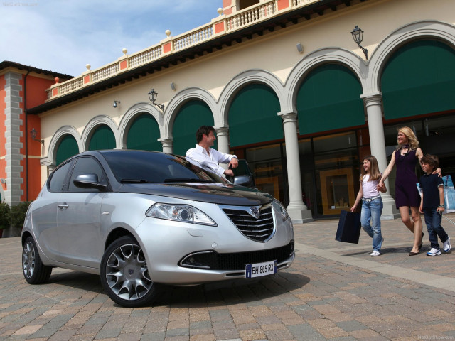 lancia ypsilon pic #80908