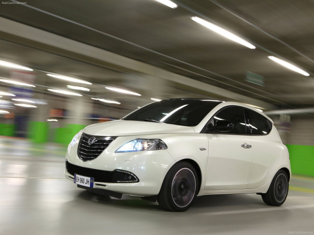 lancia ypsilon pic #80914