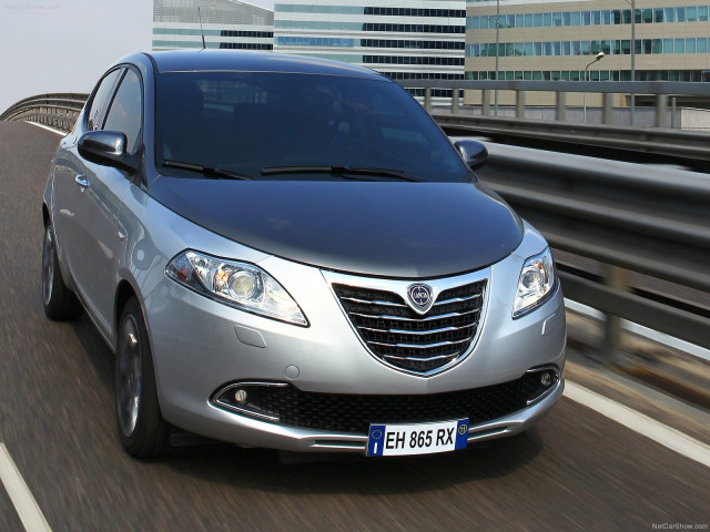 lancia ypsilon pic #80921