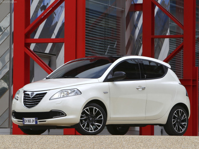 lancia ypsilon pic #80923