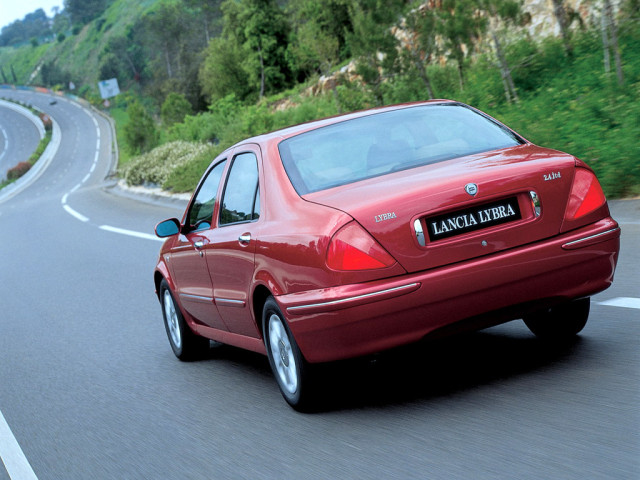 lancia lybra pic #85058