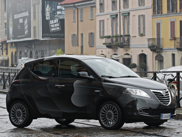 lancia ypsilon pic #95917