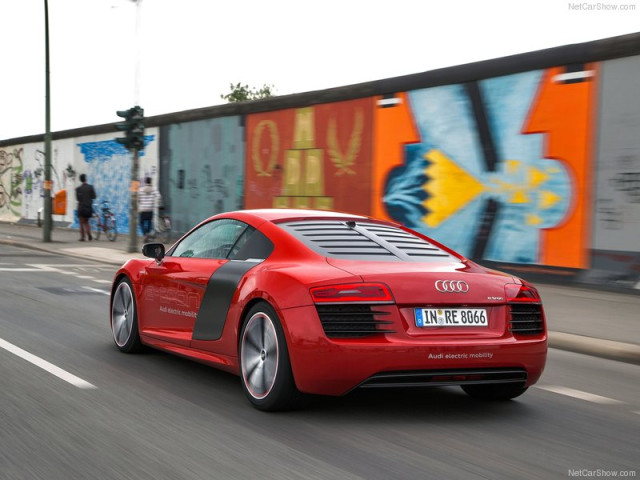 audi r8 pic #100881